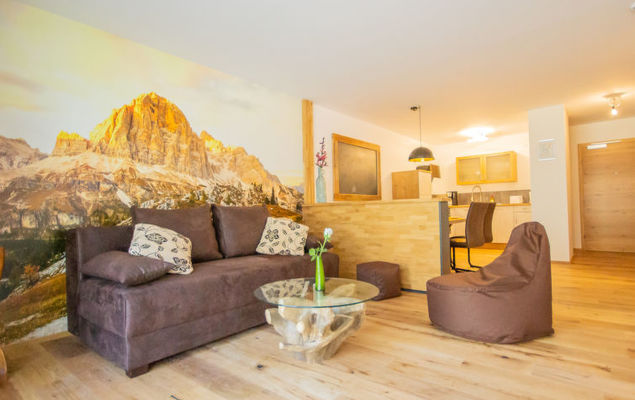 Runhof Living - Photo 3