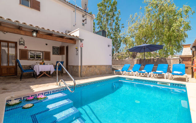 Pintor Beach House - Photo 1