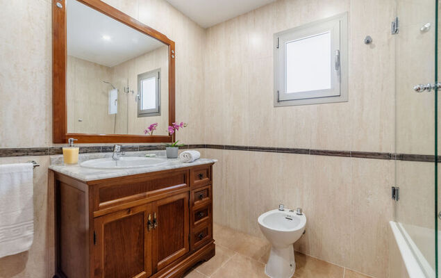 Pintor Beach House - Photo 12